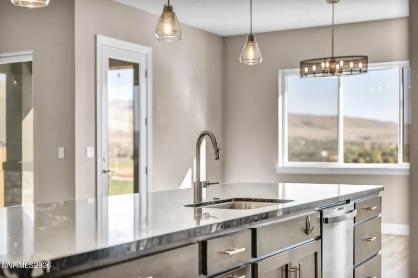 3325 Red Leaf, Carson City, Nevada 89703, 4 Bedrooms Bedrooms, ,3 BathroomsBathrooms,Residential,Residential,Red Leaf,0,260013495