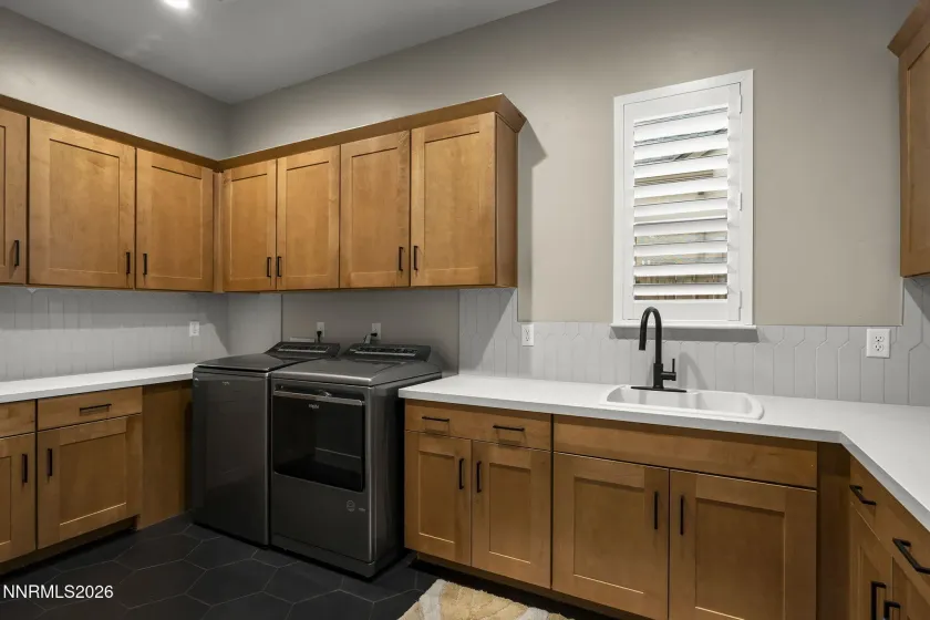 3008 Amethyst Hills, Reno, Nevada 89521, 5 Bedrooms Bedrooms, ,5 BathroomsBathrooms,Residential,Residential,Amethyst Hills,0,260013499