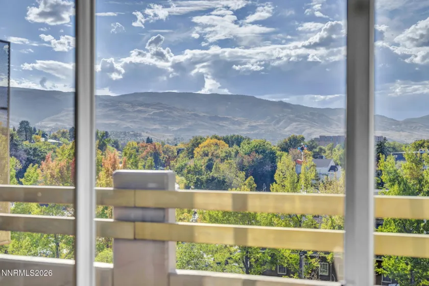 100 Arlington, Reno, Nevada 89501, 2 Bedrooms Bedrooms, ,2 BathroomsBathrooms,Residential,Residential,Arlington,0,260013503
