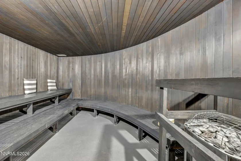 100 Arlington, Reno, Nevada 89501, 2 Bedrooms Bedrooms, ,2 BathroomsBathrooms,Residential,Residential,Arlington,0,260013503