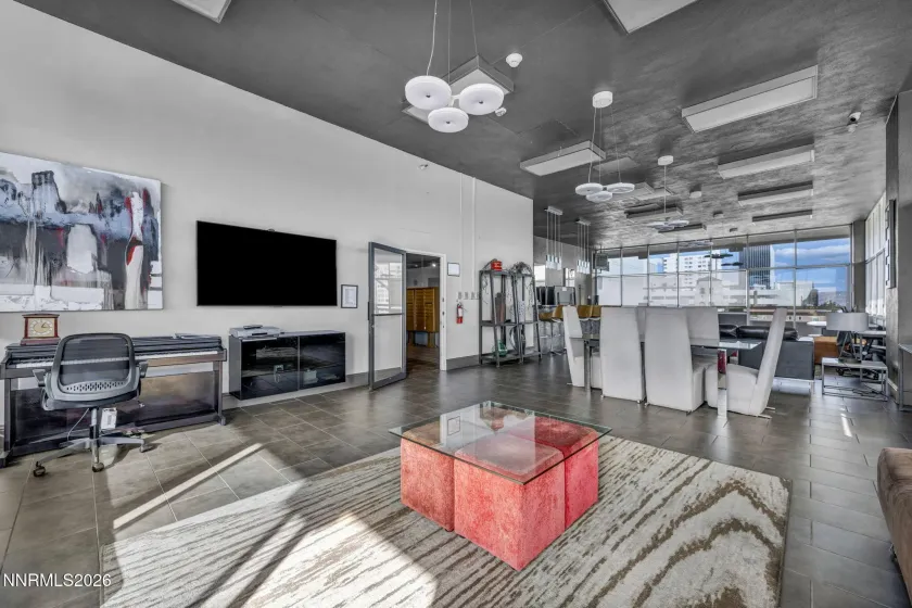 100 Arlington, Reno, Nevada 89501, 2 Bedrooms Bedrooms, ,2 BathroomsBathrooms,Residential,Residential,Arlington,0,260013503