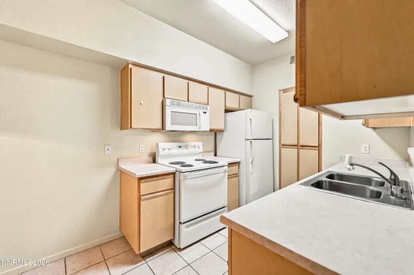6850 Sharlands, Reno, Nevada 89523, 2 Bedrooms Bedrooms, ,2 BathroomsBathrooms,Residential,Residential,Sharlands,0,260013507