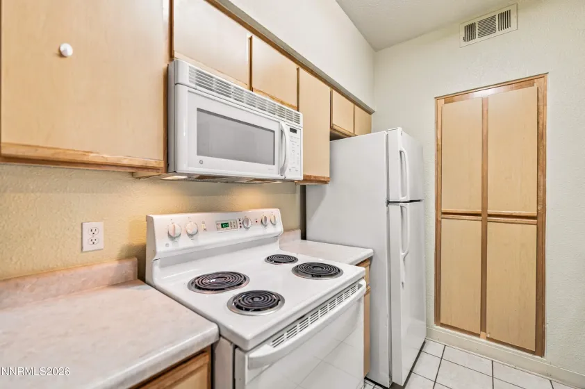 6850 Sharlands, Reno, Nevada 89523, 2 Bedrooms Bedrooms, ,2 BathroomsBathrooms,Residential,Residential,Sharlands,0,260013507