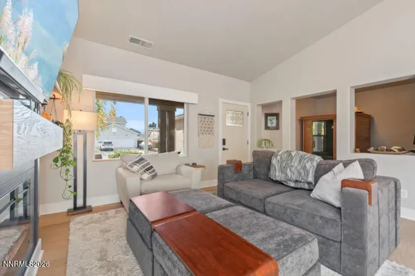 1354 Cibola, Sparks, Nevada 89436, 4 Bedrooms Bedrooms, ,2 BathroomsBathrooms,Residential,Residential,Cibola,0,260013513