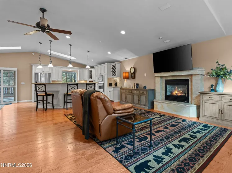 188 Meadow, Stateline, Nevada 89449, 4 Bedrooms Bedrooms, ,4 BathroomsBathrooms,Residential,Residential,Meadow,0,260013514