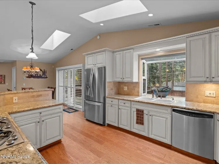 188 Meadow, Stateline, Nevada 89449, 4 Bedrooms Bedrooms, ,4 BathroomsBathrooms,Residential,Residential,Meadow,0,260013514