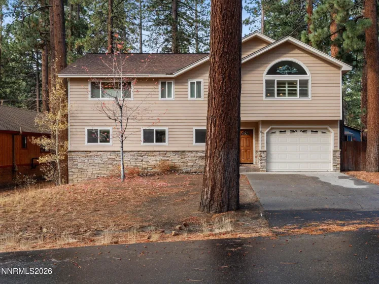 188 Meadow, Stateline, Nevada 89449, 4 Bedrooms Bedrooms, ,4 BathroomsBathrooms,Residential,Residential,Meadow,0,260013514