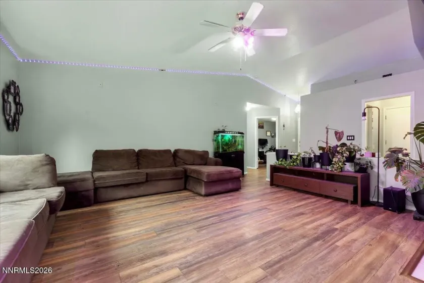 96 Ringneck, Sparks, Nevada 89441, 3 Bedrooms Bedrooms, ,3 BathroomsBathrooms,Residential,Residential,Ringneck,0,260013516