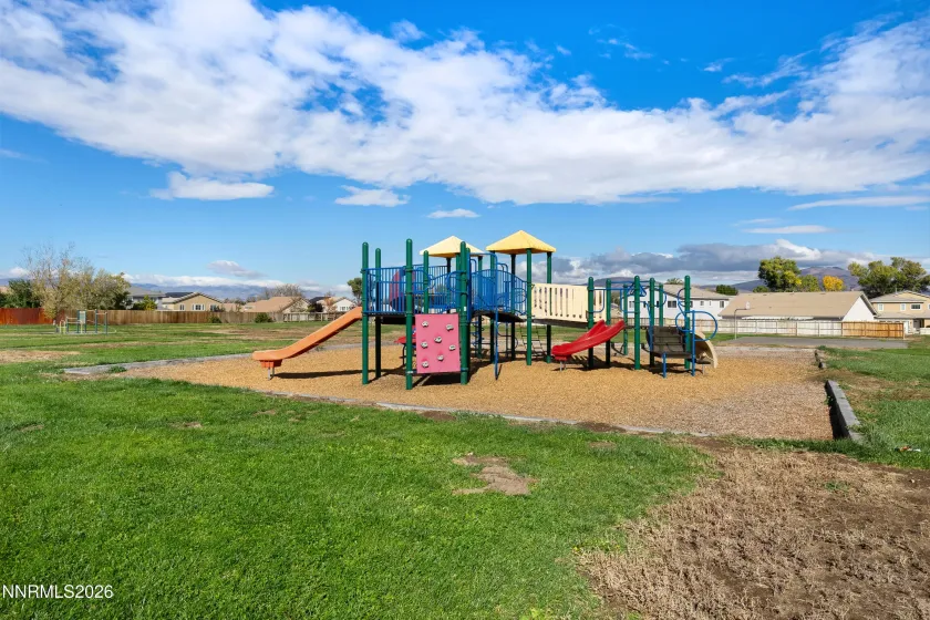 1475 Green River, Fernley, Nevada 89408, 3 Bedrooms Bedrooms, ,2 BathroomsBathrooms,Residential,Residential,Green River,0,260013517