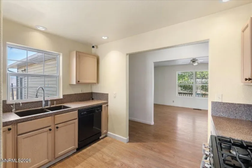 15075 Gooding, Reno, Nevada 89508, 4 Bedrooms Bedrooms, ,3 BathroomsBathrooms,Residential,Residential,Gooding,0,260013518