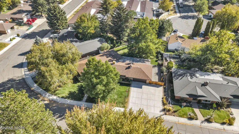 325 Tahoe, Carson City, Nevada 89703, 3 Bedrooms Bedrooms, ,2 BathroomsBathrooms,Residential,Residential,Tahoe,0,260013523
