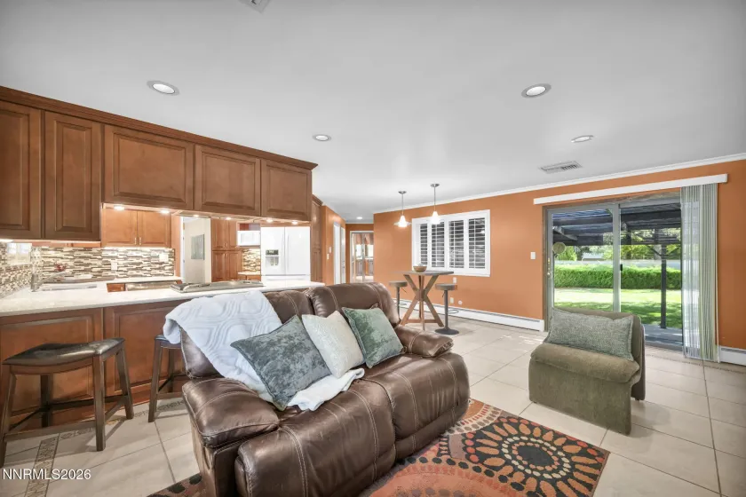325 Tahoe, Carson City, Nevada 89703, 3 Bedrooms Bedrooms, ,2 BathroomsBathrooms,Residential,Residential,Tahoe,0,260013523