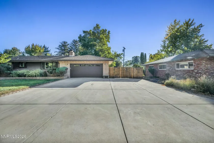 325 Tahoe, Carson City, Nevada 89703, 3 Bedrooms Bedrooms, ,2 BathroomsBathrooms,Residential,Residential,Tahoe,0,260013523