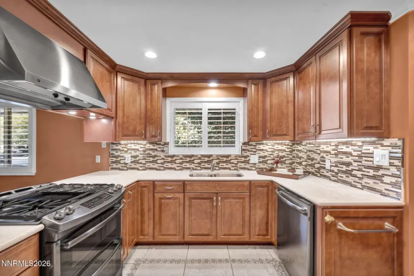 325 Tahoe, Carson City, Nevada 89703, 3 Bedrooms Bedrooms, ,2 BathroomsBathrooms,Residential,Residential,Tahoe,0,260013523