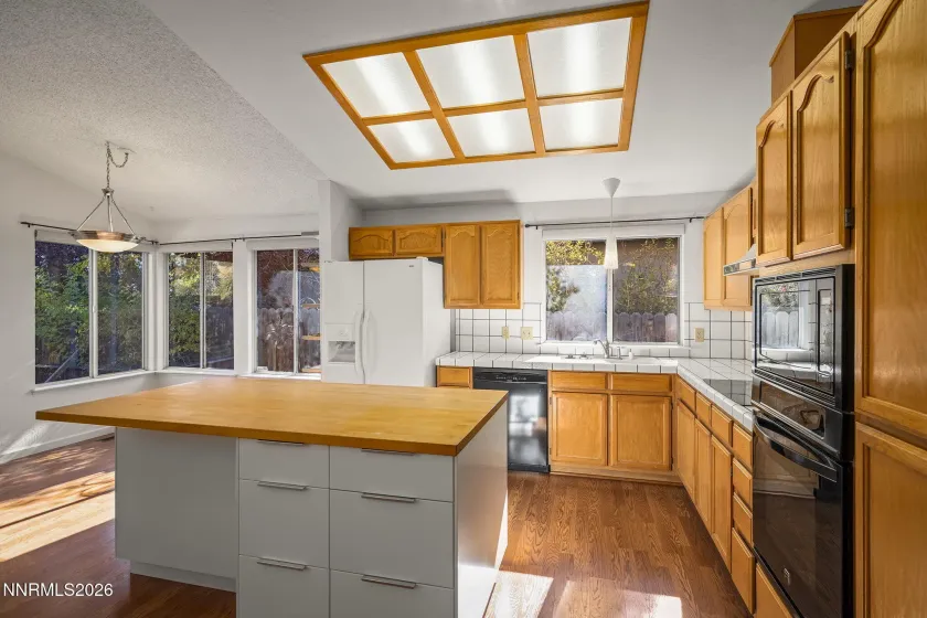 1848 Countryside, Reno, Nevada 89523, 4 Bedrooms Bedrooms, ,2 BathroomsBathrooms,Residential,Residential,Countryside,0,260013528