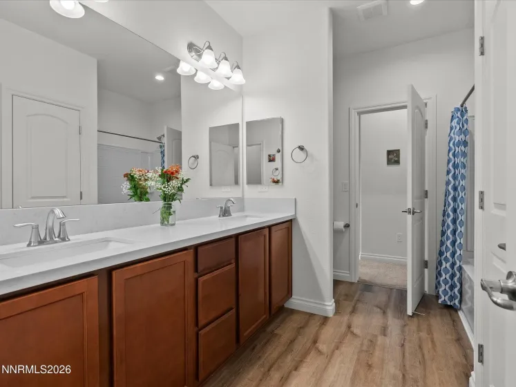 18674 Ginny Creek, Reno, Nevada 89508, 3 Bedrooms Bedrooms, ,2 BathroomsBathrooms,Residential,Residential,Ginny Creek,0,260013535