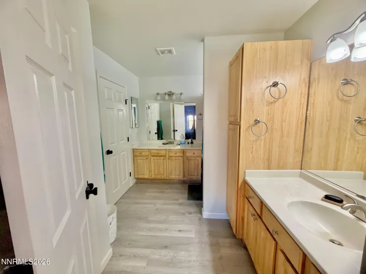 827 Elkhorn, Fallon, Nevada 89406, 3 Bedrooms Bedrooms, ,2 BathroomsBathrooms,Residential,Residential,Elkhorn,0,260013539
