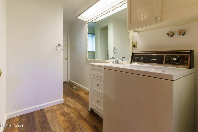 25 Coleman, Reno, Nevada 89503, 3 Bedrooms Bedrooms, ,3 BathroomsBathrooms,Residential,Residential,Coleman,0,260013540
