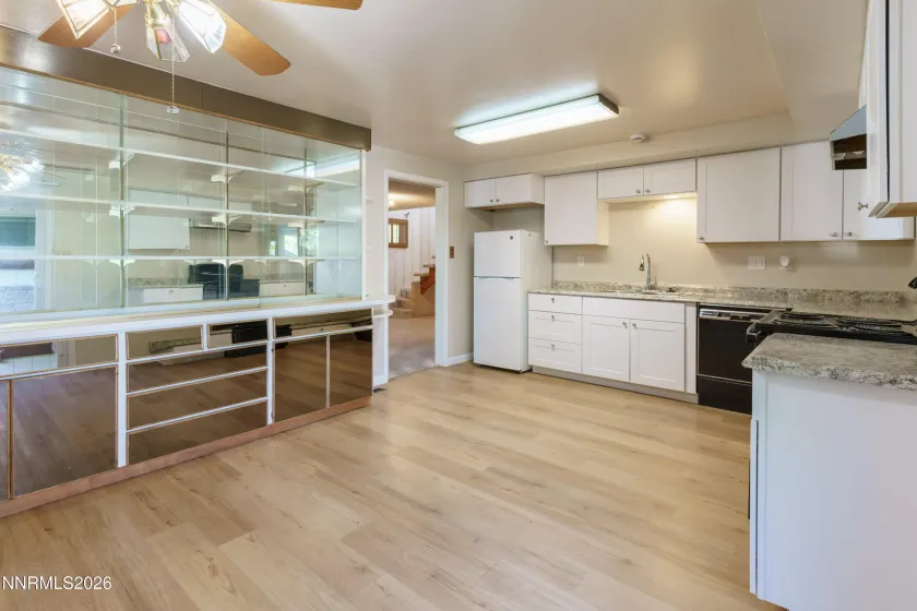 25 Coleman, Reno, Nevada 89503, 3 Bedrooms Bedrooms, ,3 BathroomsBathrooms,Residential,Residential,Coleman,0,260013540