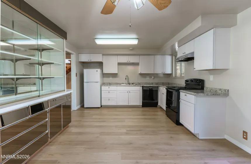 25 Coleman, Reno, Nevada 89503, 3 Bedrooms Bedrooms, ,3 BathroomsBathrooms,Residential,Residential,Coleman,0,260013540