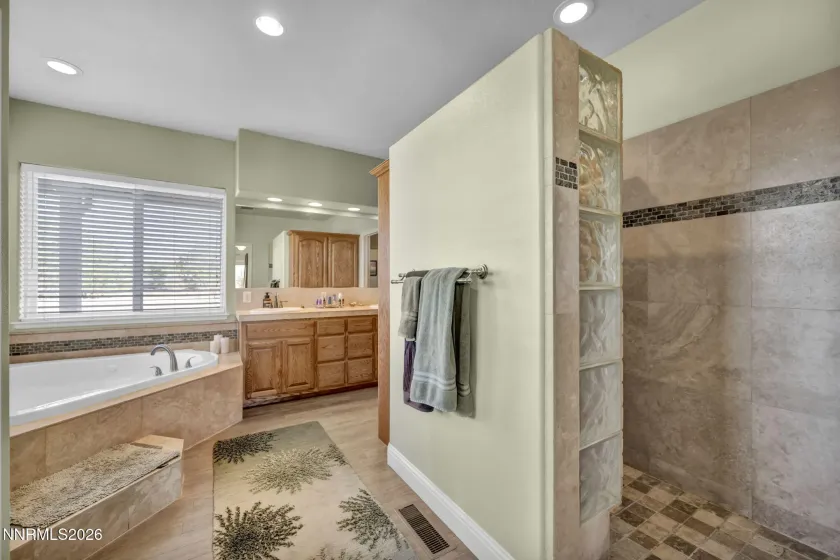 1785 Watson, Gardnerville, Nevada 89410, 5 Bedrooms Bedrooms, ,4 BathroomsBathrooms,Residential,Residential,Watson,0,260013541