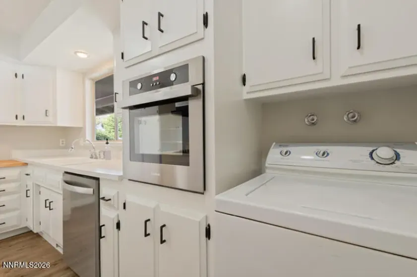 301 Gault, Sparks, Nevada 89431, 3 Bedrooms Bedrooms, ,2 BathroomsBathrooms,Residential,Residential,Gault,0,260013542