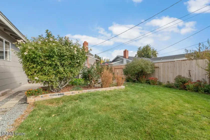 301 Gault, Sparks, Nevada 89431, 3 Bedrooms Bedrooms, ,2 BathroomsBathrooms,Residential,Residential,Gault,0,260013542