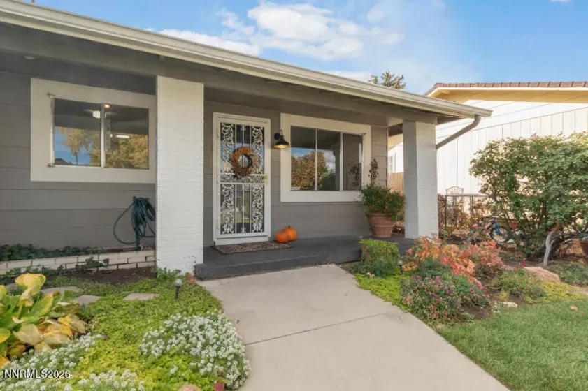 301 Gault, Sparks, Nevada 89431, 3 Bedrooms Bedrooms, ,2 BathroomsBathrooms,Residential,Residential,Gault,0,260013542