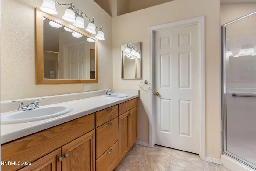 6085 Quail Meadows, Reno, Nevada 89519, 3 Bedrooms Bedrooms, ,2 BathroomsBathrooms,Residential,Residential,Quail Meadows,0,260013547