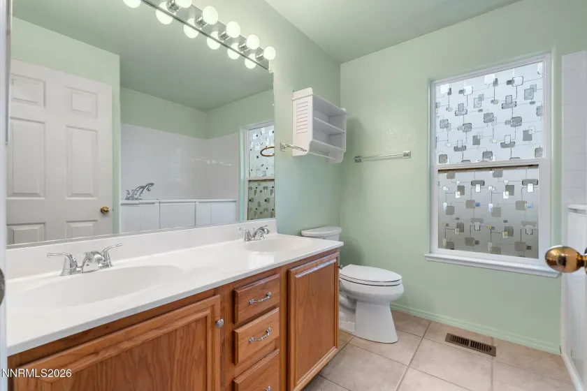 6085 Quail Meadows, Reno, Nevada 89519, 3 Bedrooms Bedrooms, ,2 BathroomsBathrooms,Residential,Residential,Quail Meadows,0,260013547