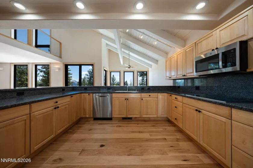 608 Dorothy, Incline Village, Nevada 89451, 4 Bedrooms Bedrooms, ,4 BathroomsBathrooms,Residential,Residential,Dorothy,0,260013548