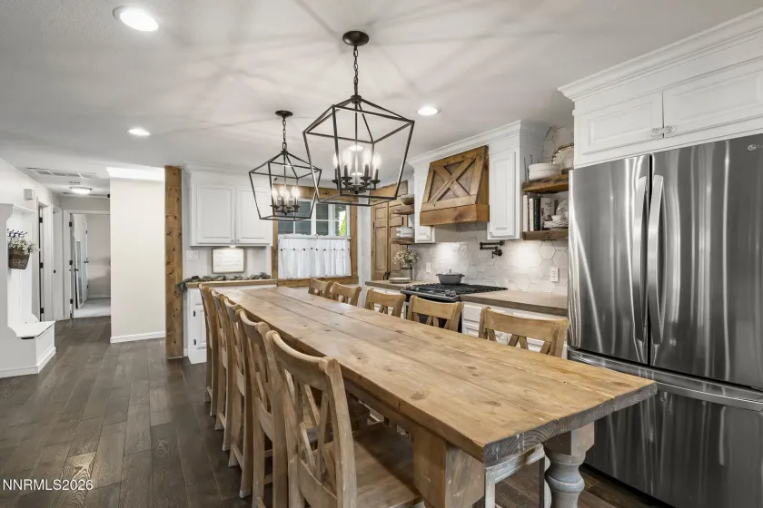 4050 Houston, Reno, Nevada 89502, 3 Bedrooms Bedrooms, ,2 BathroomsBathrooms,Residential,Residential,Houston,0,260013551