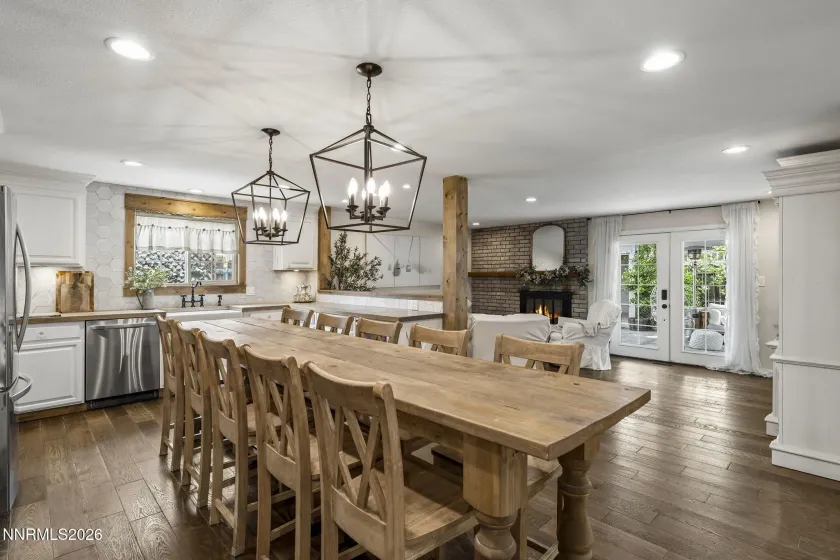 4050 Houston, Reno, Nevada 89502, 3 Bedrooms Bedrooms, ,2 BathroomsBathrooms,Residential,Residential,Houston,0,260013551