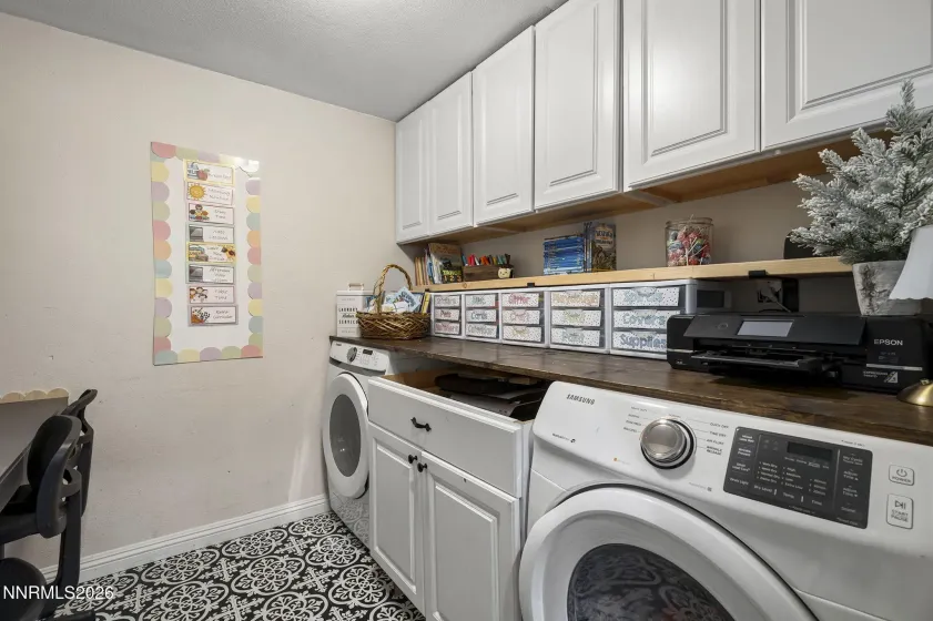 4050 Houston, Reno, Nevada 89502, 3 Bedrooms Bedrooms, ,2 BathroomsBathrooms,Residential,Residential,Houston,0,260013551