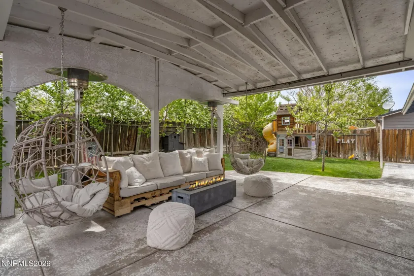 4050 Houston, Reno, Nevada 89502, 3 Bedrooms Bedrooms, ,2 BathroomsBathrooms,Residential,Residential,Houston,0,260013551