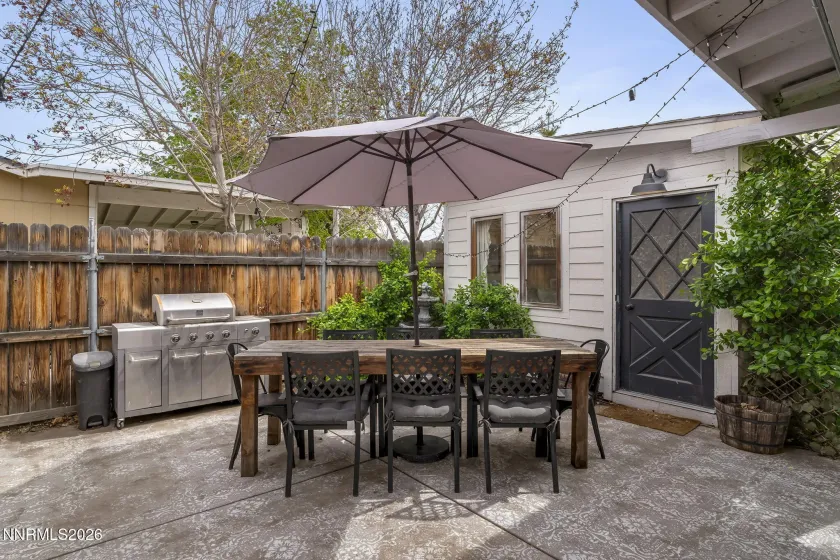 4050 Houston, Reno, Nevada 89502, 3 Bedrooms Bedrooms, ,2 BathroomsBathrooms,Residential,Residential,Houston,0,260013551