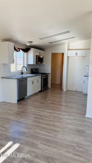 8625 Tamarack, Silver Springs, Nevada 89429, 3 Bedrooms Bedrooms, ,2 BathroomsBathrooms,Residential,Residential,Tamarack,0,260013555