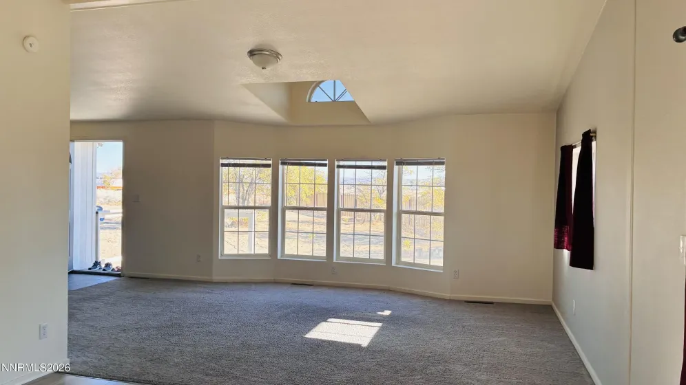 8625 Tamarack, Silver Springs, Nevada 89429, 3 Bedrooms Bedrooms, ,2 BathroomsBathrooms,Residential,Residential,Tamarack,0,260013555