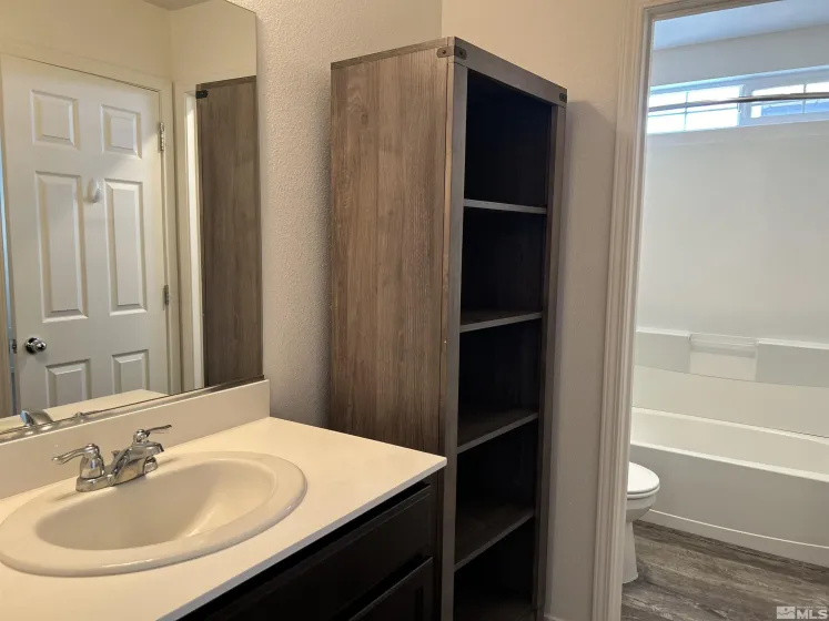 9605 Windjammer, Reno, Nevada 89506, 4 Bedrooms Bedrooms, ,3 BathroomsBathrooms,Residential,Residential,Windjammer,0,260013562
