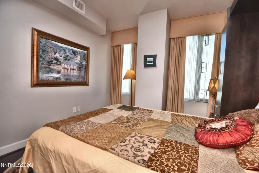50 Sierra, Reno, Nevada 89501, 1 Bedroom Bedrooms, ,1 BathroomBathrooms,Residential,Residential,Sierra,0,260013564