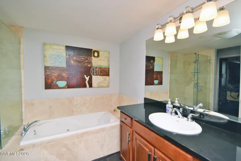 50 Sierra, Reno, Nevada 89501, 1 Bedroom Bedrooms, ,1 BathroomBathrooms,Residential,Residential,Sierra,0,260013564