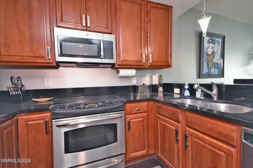 50 Sierra, Reno, Nevada 89501, 1 Bedroom Bedrooms, ,1 BathroomBathrooms,Residential,Residential,Sierra,0,260013564
