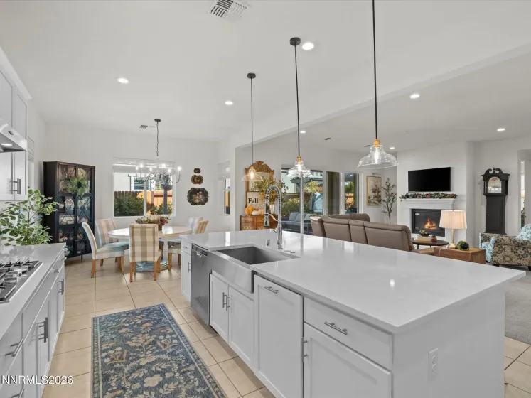 9400 Flying Horse, Reno, Nevada 89521, 5 Bedrooms Bedrooms, ,4 BathroomsBathrooms,Residential,Residential,Flying Horse,0,260013568