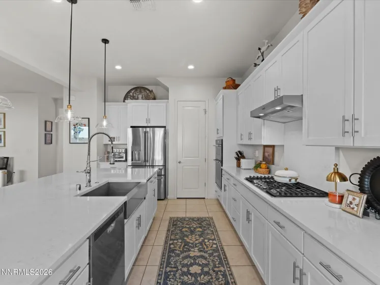 9400 Flying Horse, Reno, Nevada 89521, 5 Bedrooms Bedrooms, ,4 BathroomsBathrooms,Residential,Residential,Flying Horse,0,260013568