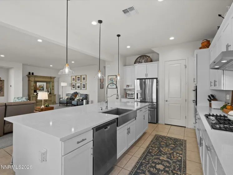 9400 Flying Horse, Reno, Nevada 89521, 5 Bedrooms Bedrooms, ,4 BathroomsBathrooms,Residential,Residential,Flying Horse,0,260013568