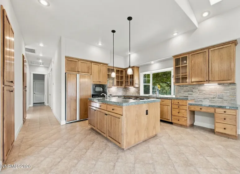 231 Laura Springs, Gardnerville, Nevada 89460, 3 Bedrooms Bedrooms, ,3 BathroomsBathrooms,Residential,Residential,Laura Springs,0,260013572