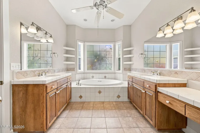231 Laura Springs, Gardnerville, Nevada 89460, 3 Bedrooms Bedrooms, ,3 BathroomsBathrooms,Residential,Residential,Laura Springs,0,260013572