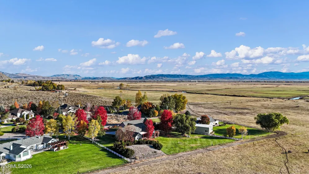 231 Laura Springs, Gardnerville, Nevada 89460, 3 Bedrooms Bedrooms, ,3 BathroomsBathrooms,Residential,Residential,Laura Springs,0,260013572