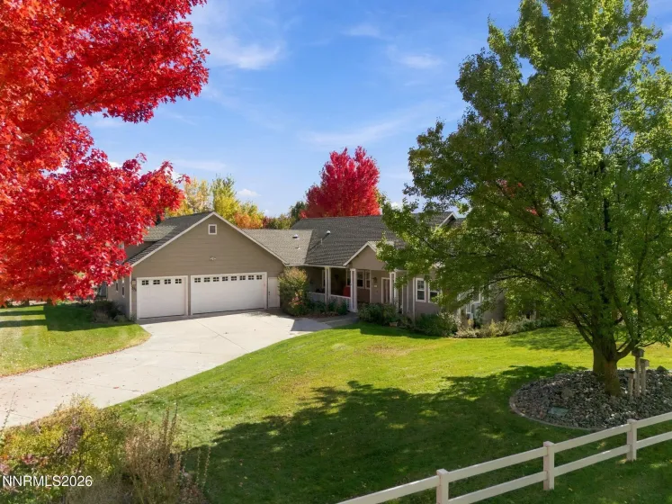 231 Laura Springs, Gardnerville, Nevada 89460, 3 Bedrooms Bedrooms, ,3 BathroomsBathrooms,Residential,Residential,Laura Springs,0,260013572