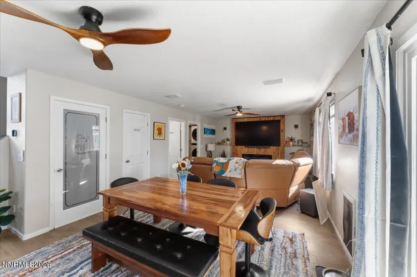 122 Desert Springs, Fernley, Nevada 89408, 3 Bedrooms Bedrooms, ,3 BathroomsBathrooms,Residential,Residential,Desert Springs,0,260013582